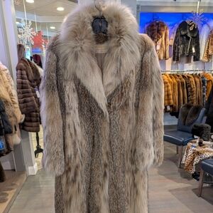 Luxurious Lynx Fur Coat